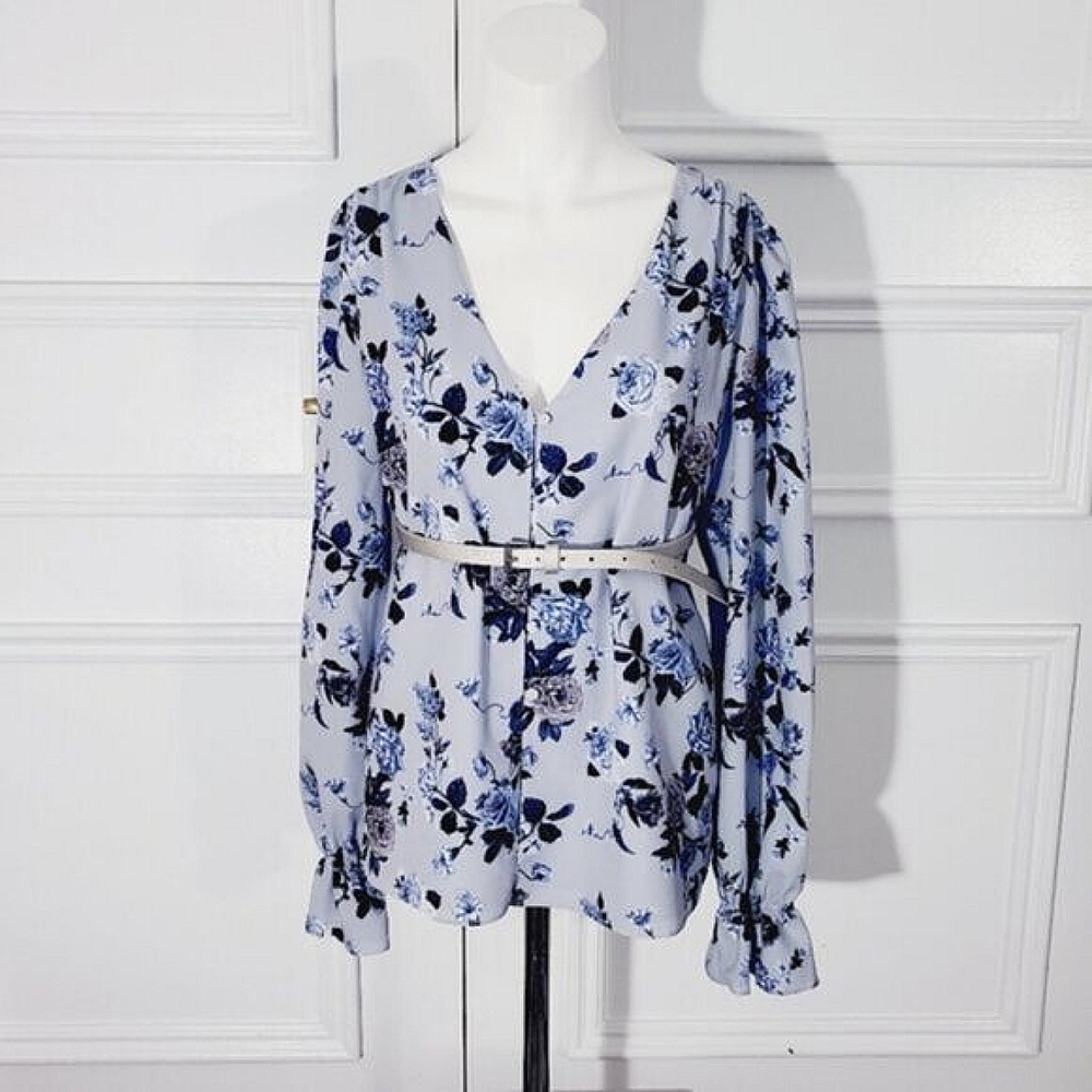 Contemporaine Par Simons- Button Down Boho Chic Loose Floral Poer Sleeved Blouse